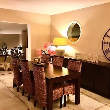 La Maison Du Bonheur F5 Jardin Et Piscine Villa