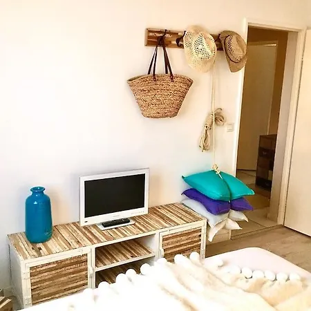 La Maison Du Bonheur F5 Jardin Et Piscine Villa Narbonne
