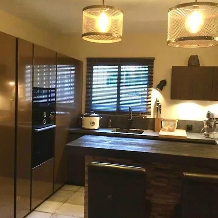 La Maison Du Bonheur F5 Jardin Et Piscine